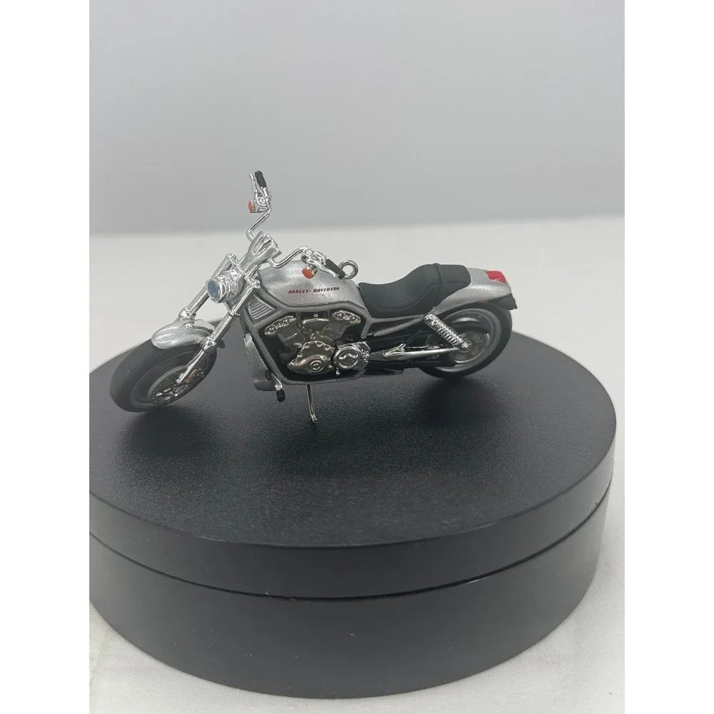 Hallmark Keepsake 2004 Harley-Davidson 2002 VRSCA V-Rod Ornament Silver Die-Cast